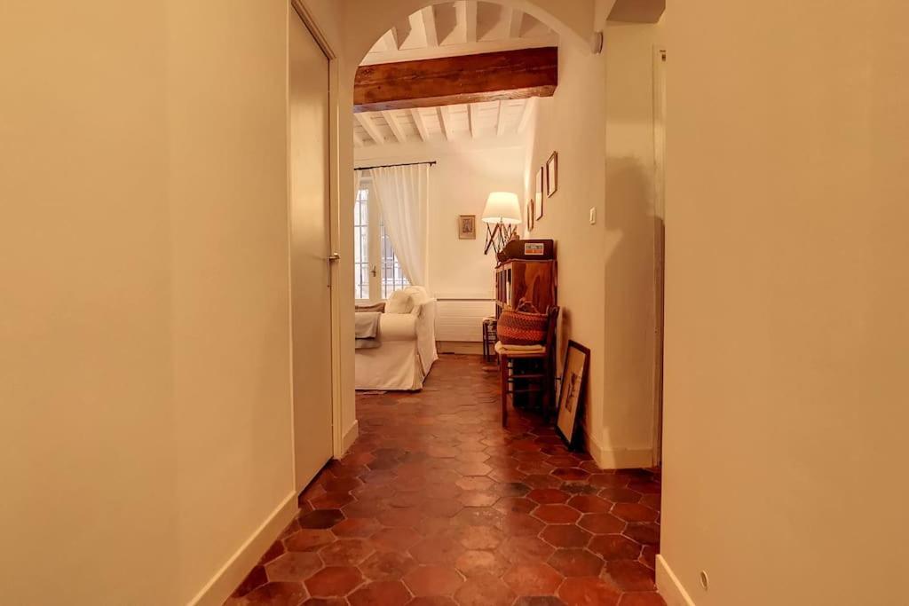 NOUVEAU - LE LIMAS - Quartier HISTORIQUE au COEUR d'AVIGNON Extérieur photo
