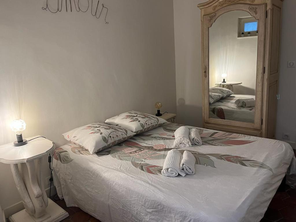NOUVEAU - LE LIMAS - Quartier HISTORIQUE au COEUR d'AVIGNON Extérieur photo